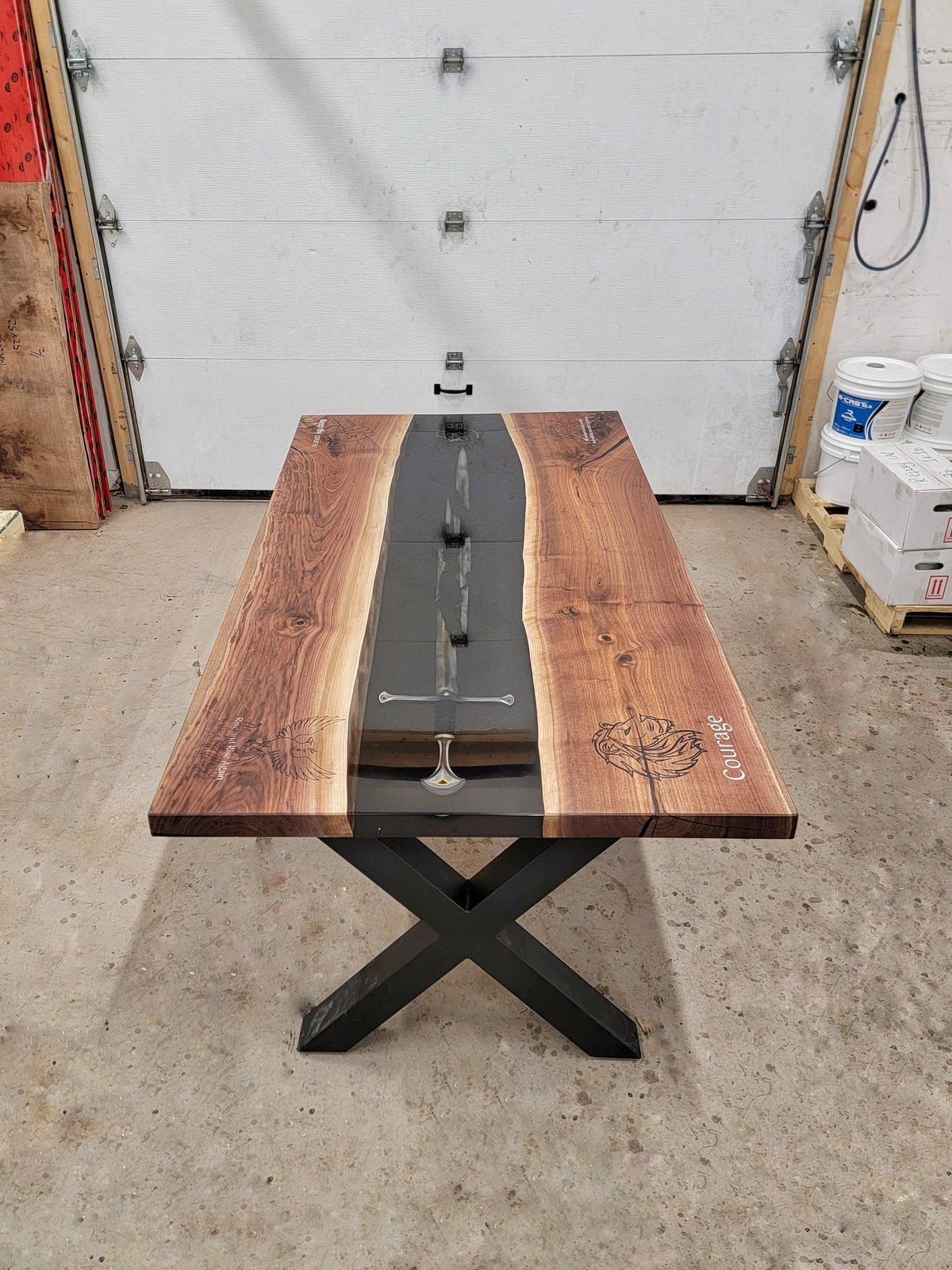 Le Seigneur des anneaux – Table Éclats de Narsil (précommande)